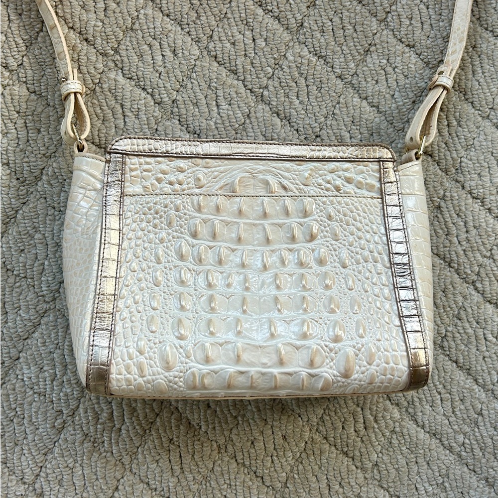 Brahmin Cream and Gold Crossbody Bag - Picture 4 of 5